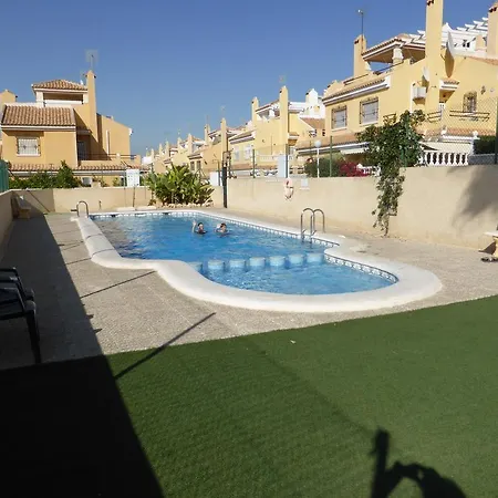 Villa Near With Pool 3 Bedrooms