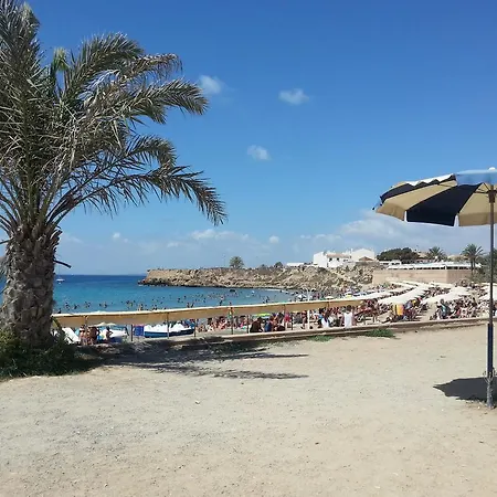 Near With Pool 3 Bedrooms Villa *