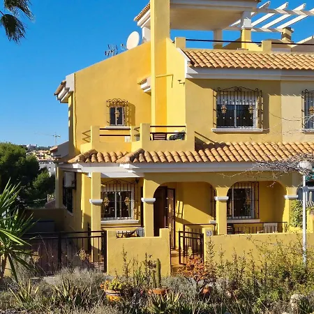 Near With Pool 3 Bedrooms Villa