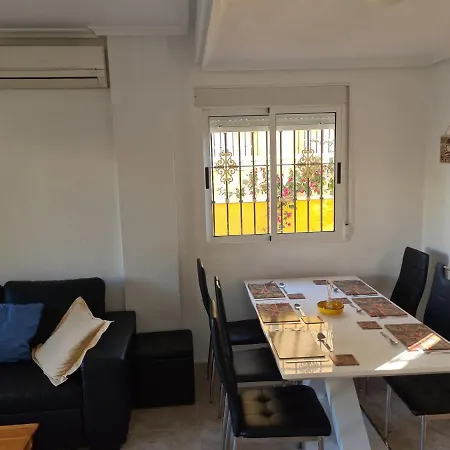 Villa Near With Pool 3 Bedrooms