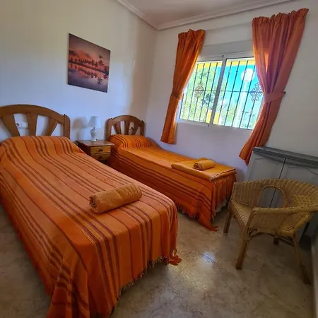 Villa Near With Pool 3 Bedrooms *
