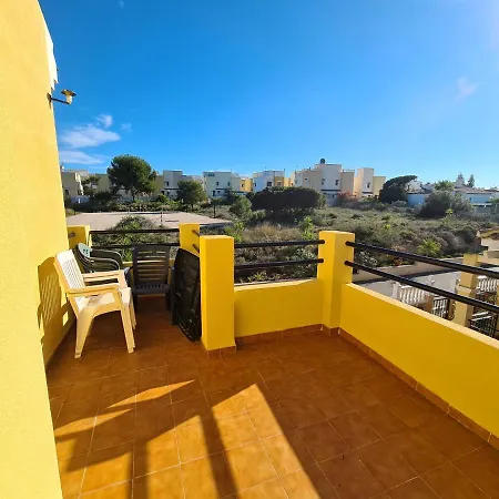 Near With Pool 3 Bedrooms Villa
