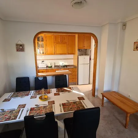 Near With Pool 3 Bedrooms Villa Torrevieja