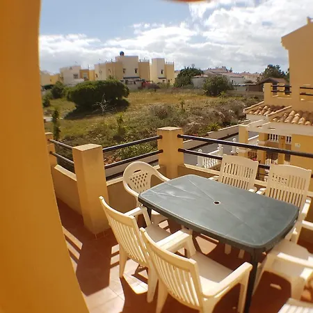 Near With Pool 3 Bedrooms Villa